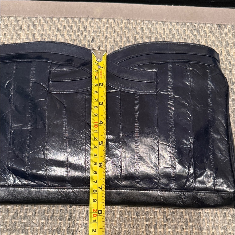 Vintage Korean Genuine Eel Skin Navy Blue Clutch / Bag - Picture 9 of 10